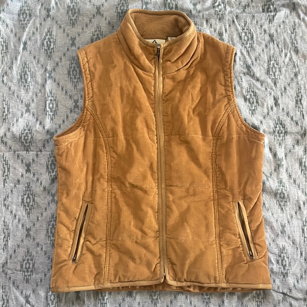 🙊Corduroy Tan Vintage Vest💁🏼‍♀️